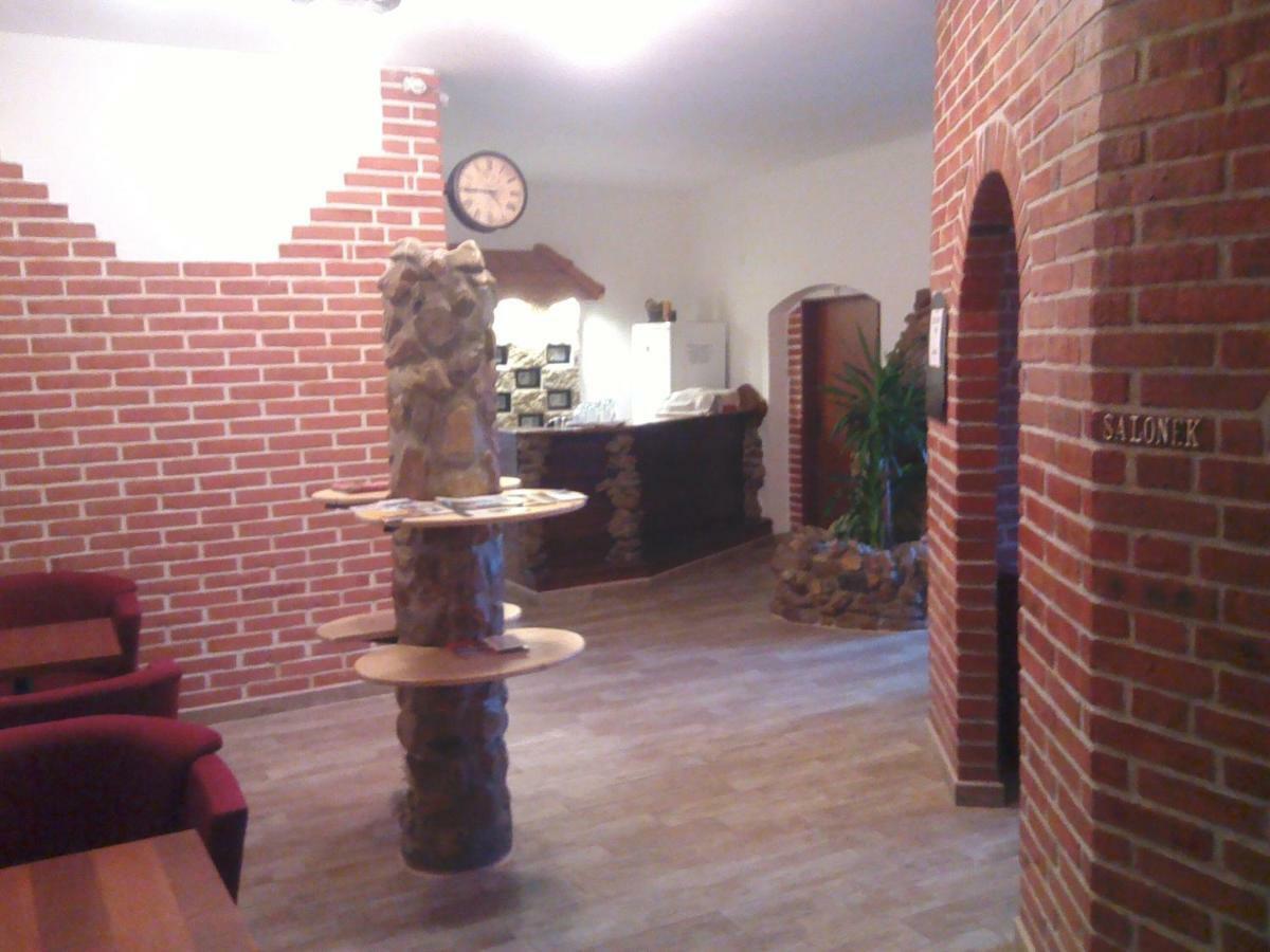 Ham-Ham National Park Hotel Havraniky Bagian luar foto